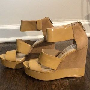 KORS Michael KORS Yellow Patent Wedges, sz 7.5